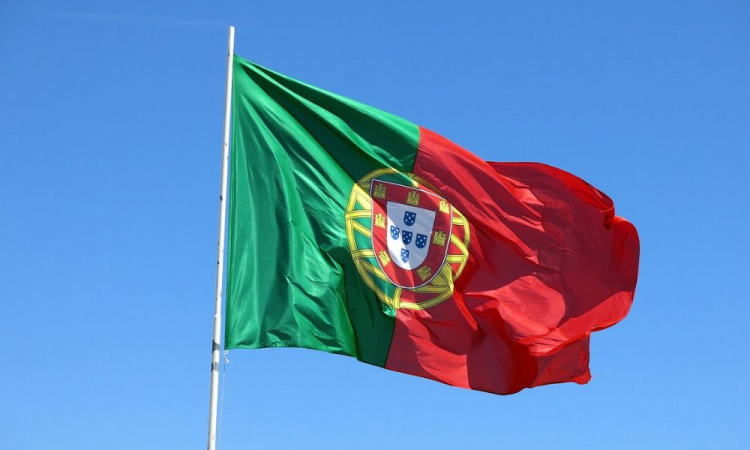 Portugal realiza eleições presidenciais em um cenário de crescimento da extrema direita.