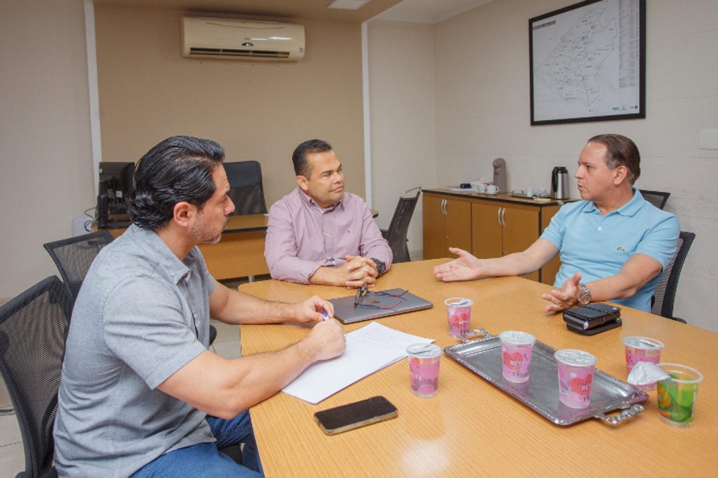 Calor da espera: Coronel David transforma diagnóstico em investimento na saúde da Capital
