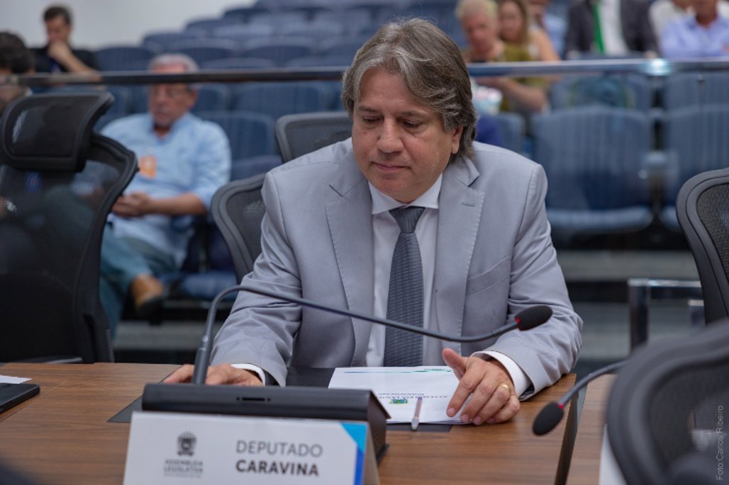 Caravina propõe garantia de lotação para servidor com dependente em tratamento de saúde