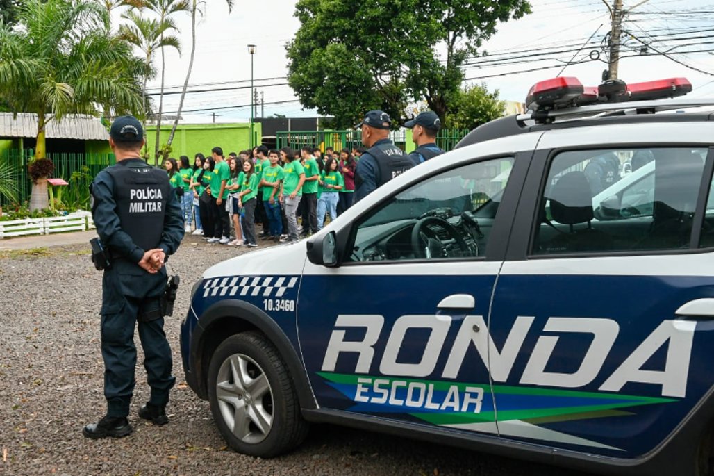 Zé Teixeira luta por transporte para pacientes e monitoramento em escolas estaduais