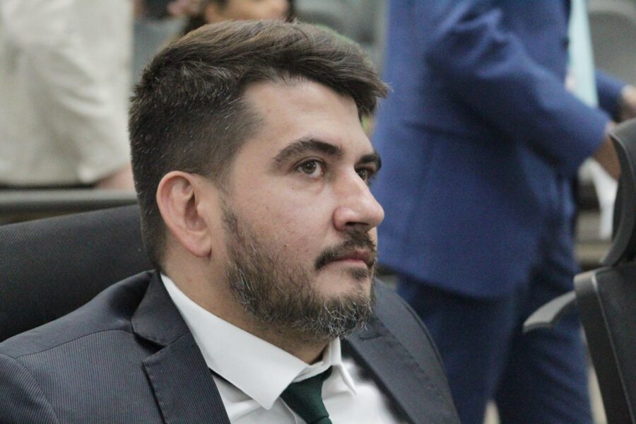 Vereador Rafael Tavares apresenta proposta para reduzir espera por atendimentos médicos em Campo Grande
