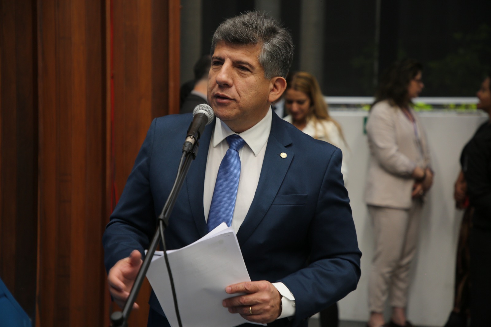 Lidio Lopes cobra rigor da Justiça em caso de menina de 12 anos e anuncia mobilização nacional em defesa da criança