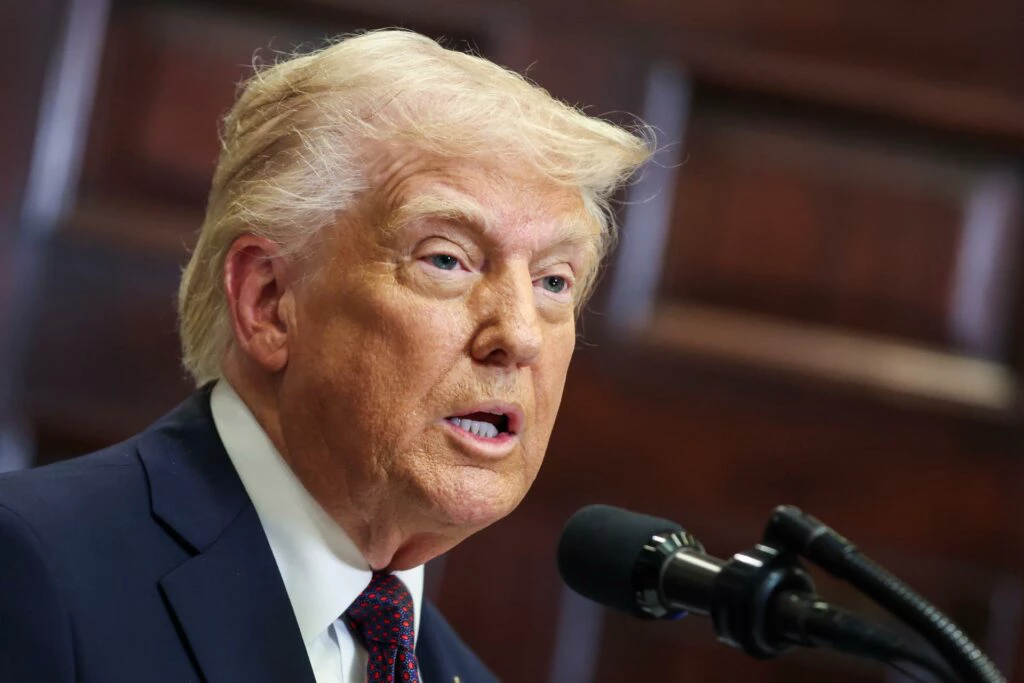 Donald Trump anuncia US$ 5 bi para reconstrução de Gaza