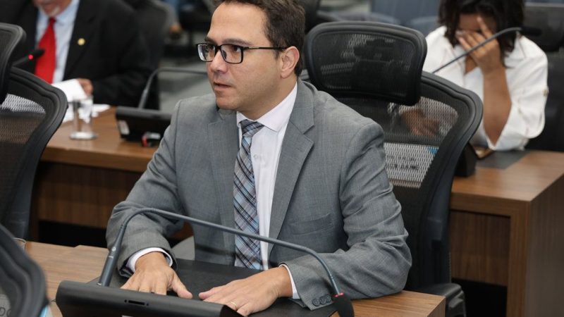 Deputado Pedrossian Neto propõe grupo para mapear terras raras em MS