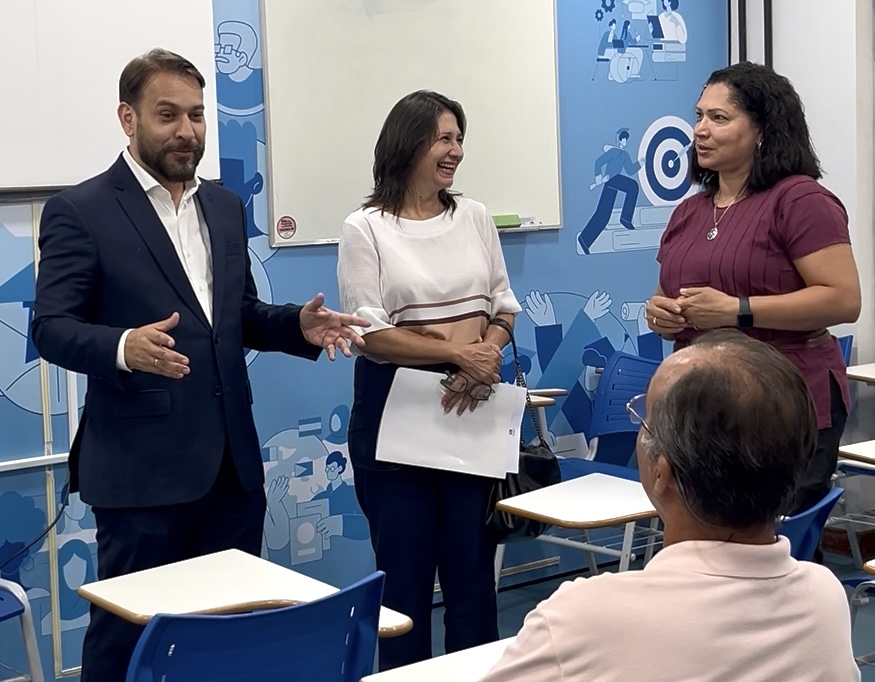 Luiza Ribeiro visita Sala do Migrante e destaca política pública de inclusão e dignidade para estrangeiros em MS