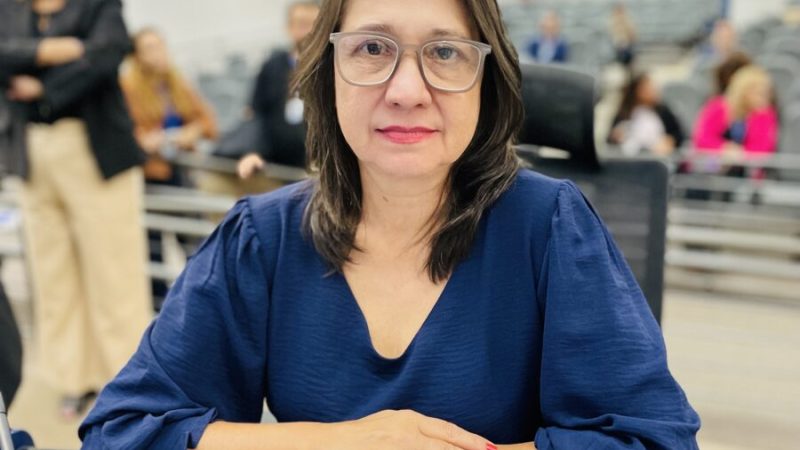 Luiza Ribeiro reforça pressão contra IPTU e taxa do lixo em audiência pública na Câmara
