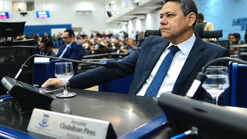Na abertura do Ano Legislativo, Clodoilson Pires destaca responsabilidade e  compromisso com a população