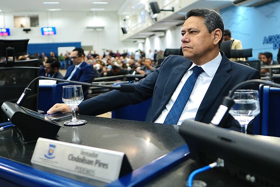 Na abertura do Ano Legislativo, Clodoilson Pires destaca responsabilidade e  compromisso com a população