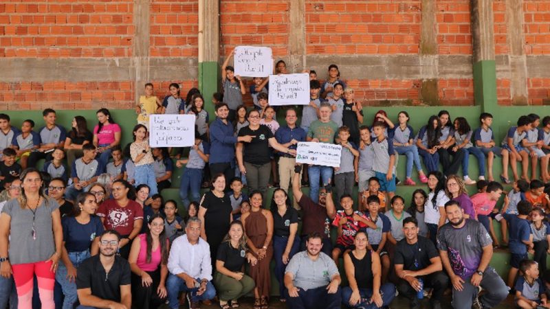 Em Sidrolândia Ms, Coronel David reforça Escola Porfíria Lopes
