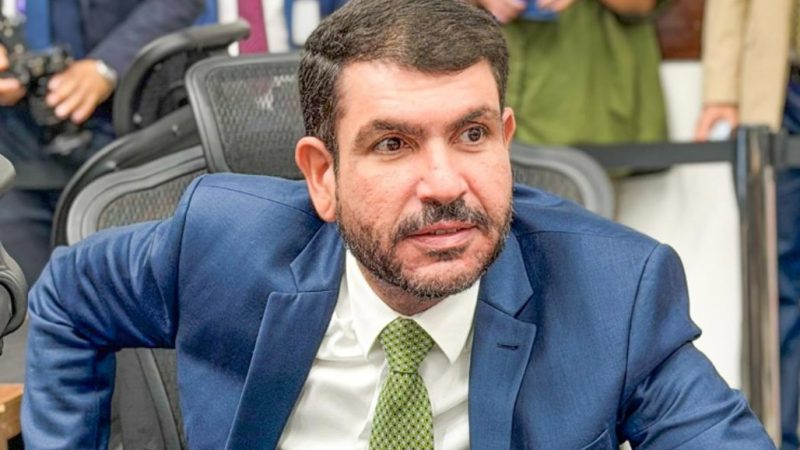 Jamilson Name trabalha por Fátima do Sul e cobra reforma de laboratório