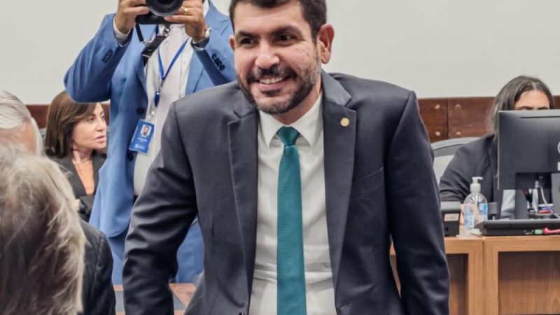 Projeto de Jamilson Name sobre depressão infantil avança na Assembleia de Mato Grosso do Sul