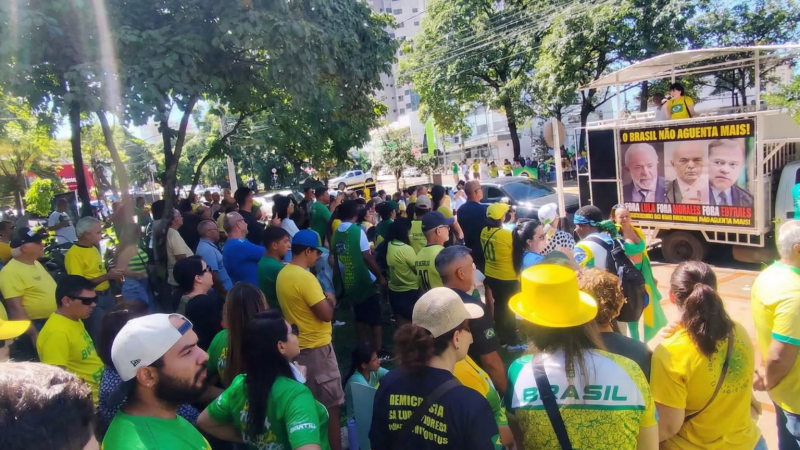 Manifestação “Reaja Brasil” reúne apoiadores em Campo Grande neste domingo (1º)