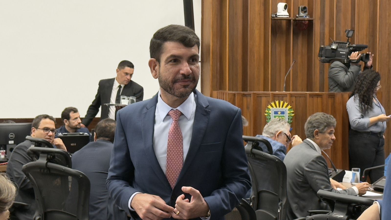 Combate à Violência Deputado Jamilson Name propõe campanhas obrigatórias contra violência à mulher em eventos esportivos de MS