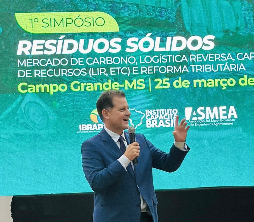 Renato Câmara defende políticas públicas e logística reversa em simpósio sobre resíduos em MS