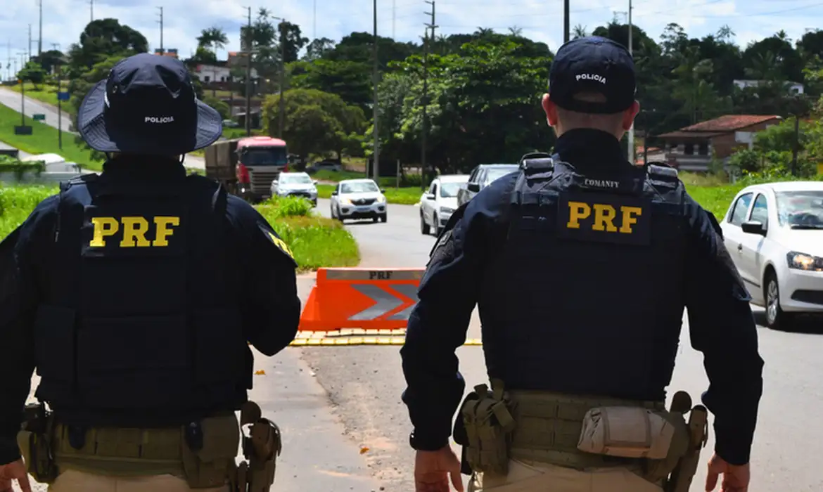Policiais Rodoviários Federais entram em estado de alerta em defesa de fundo de combate ao crime organizado