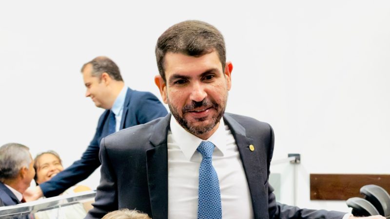 Jamilson Name solicita troca de lâmpadas no Jardim Noroeste, em Campo Grande-MS