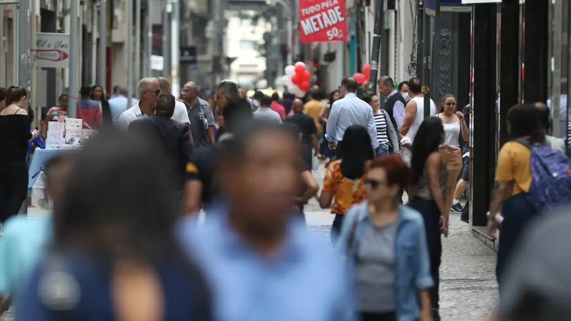 Calendário PIS/Pasep 2026: Pagamento do abono salarial começa para nascidos em março e abril