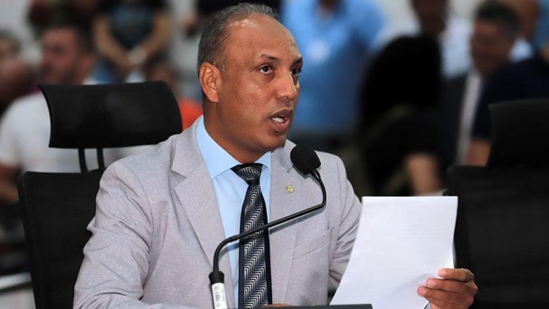 Projeto do vereador Junior Coringa que cria o “Abril Azul” é aprovado na Câmara Municipal