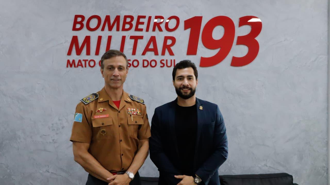 Vereador Fábio Rocha realiza visita institucional ao Comando-Geral dos Bombeiros de MS