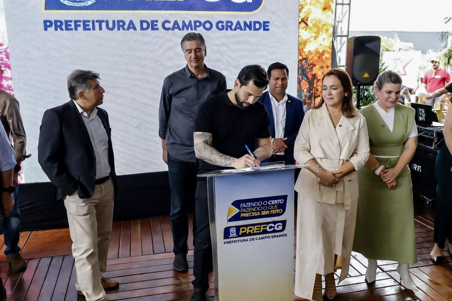 Fábio Rocha articula inclusão de bairros e garante avanço histórico em pacote de R$ 136 milhões para pavimentação em Campo Grande