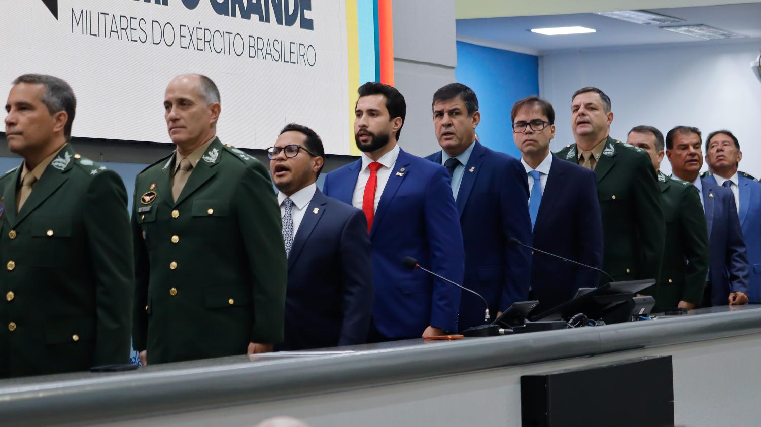 Braço Forte: Fábio Rocha homenageia militares em sessão solene