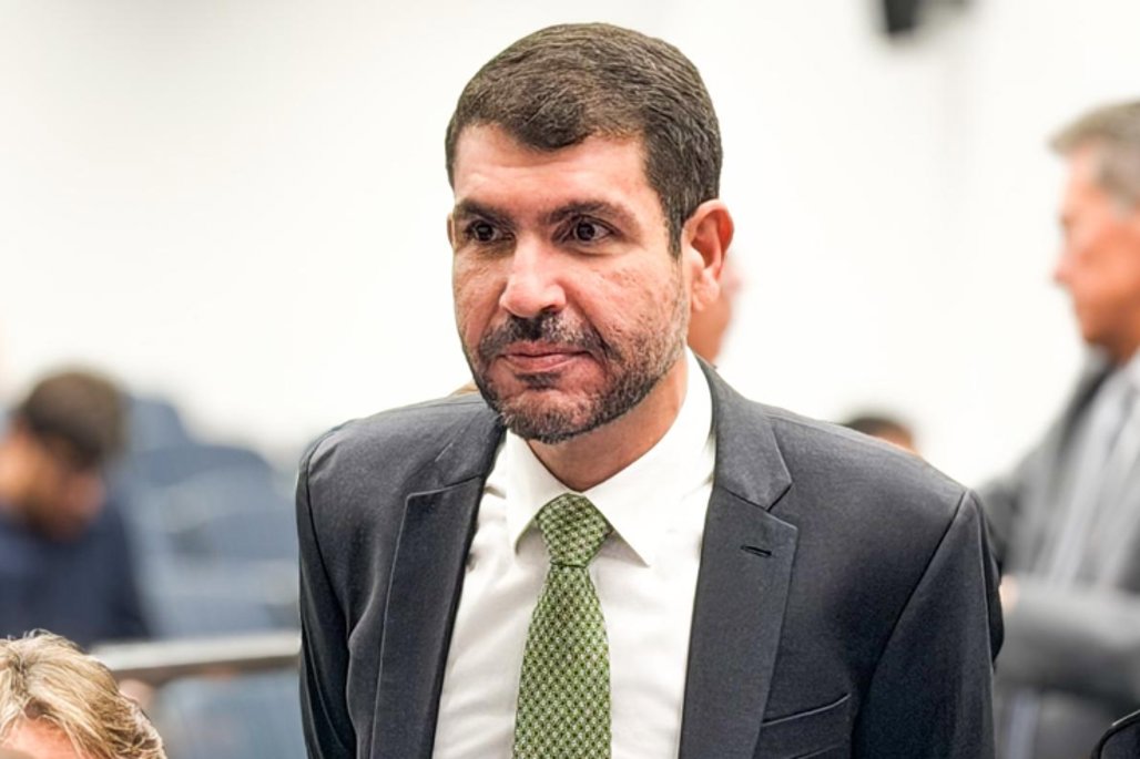 Jamilson Name solicita cascalhamento e patrolamento da rua Hera no Portal Caiobá