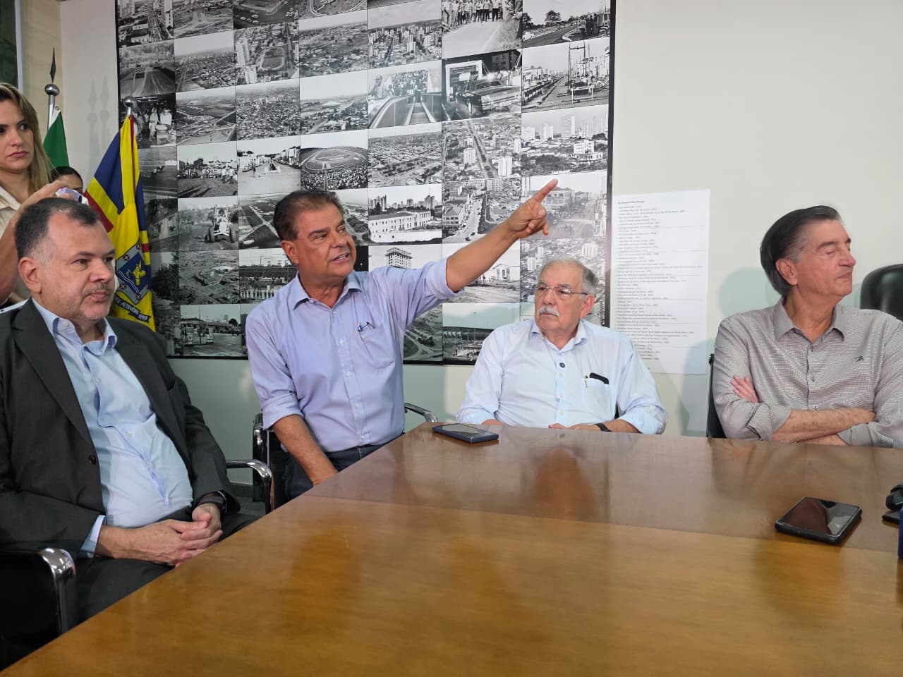 Senador Nelsinho Trad participa de lançamento de obras de asfalto e reforça compromisso com bairros de Campo Grande