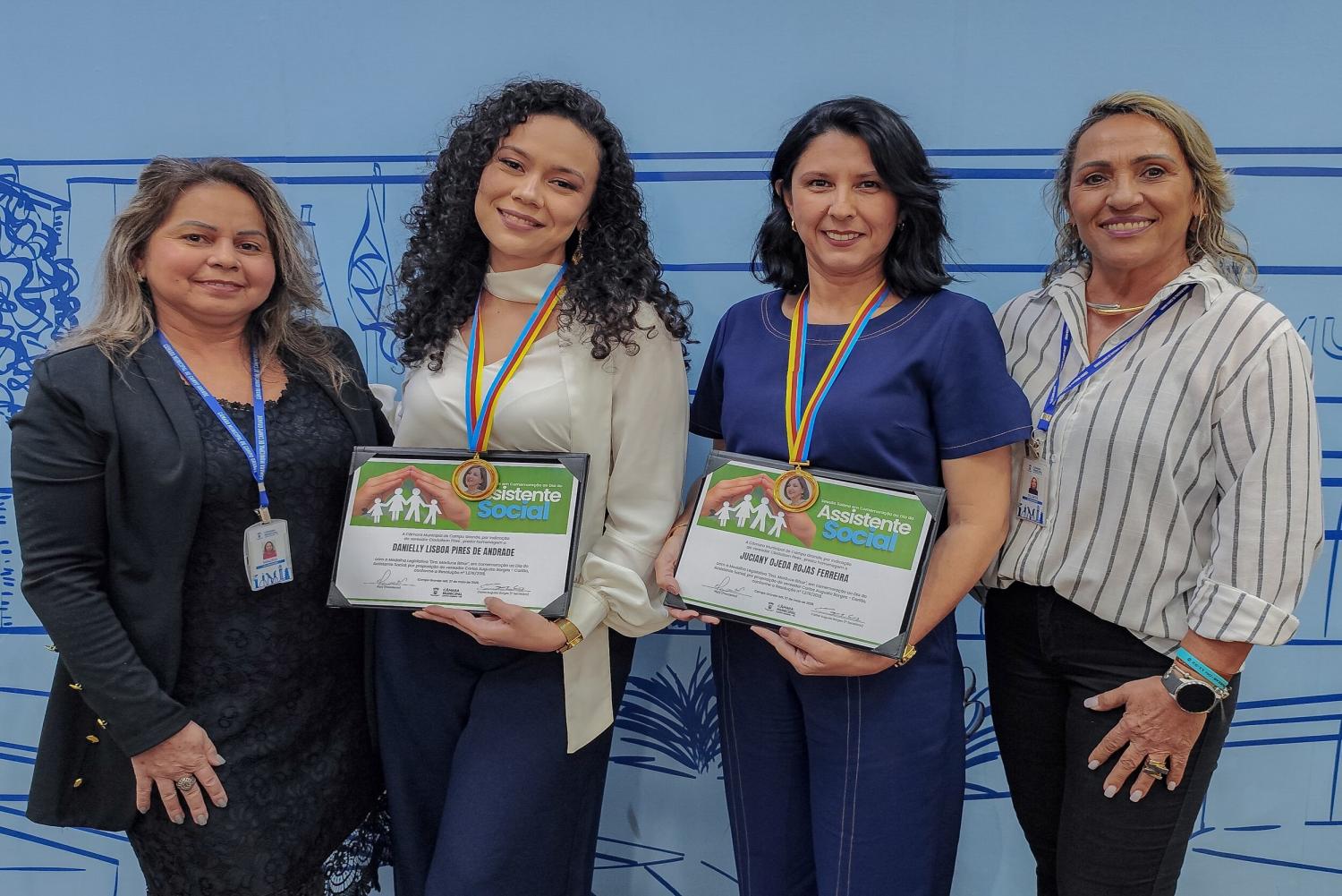 Vereador Clodoilson Pires homenageia assistentes sociais na entrega da Medalha Legislativa Drª Mariluce Bittar