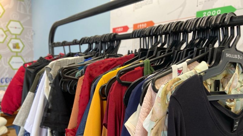Brechó Beneficente em Campo Grande: Fundação Manoel de Barros promove o ‘Brechó do Bem’