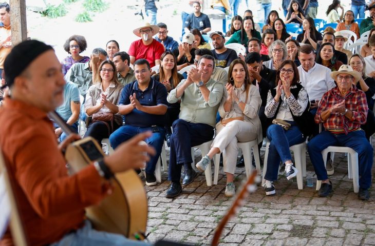 Festival América do Sul valoriza tradições populares com música e revitalização de escadaria que é patrimônio histórico