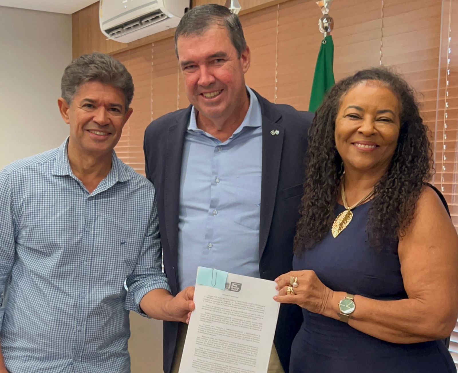 Deputado Rinaldo participa de reunião com governador para tratar de concurso com 2 mil vagas na educação