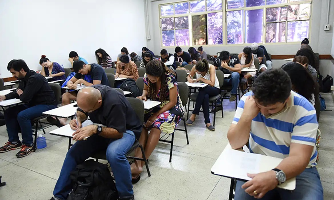 Inscrições para o Encceja 2026 podem ser feitas até dia 15 de maio