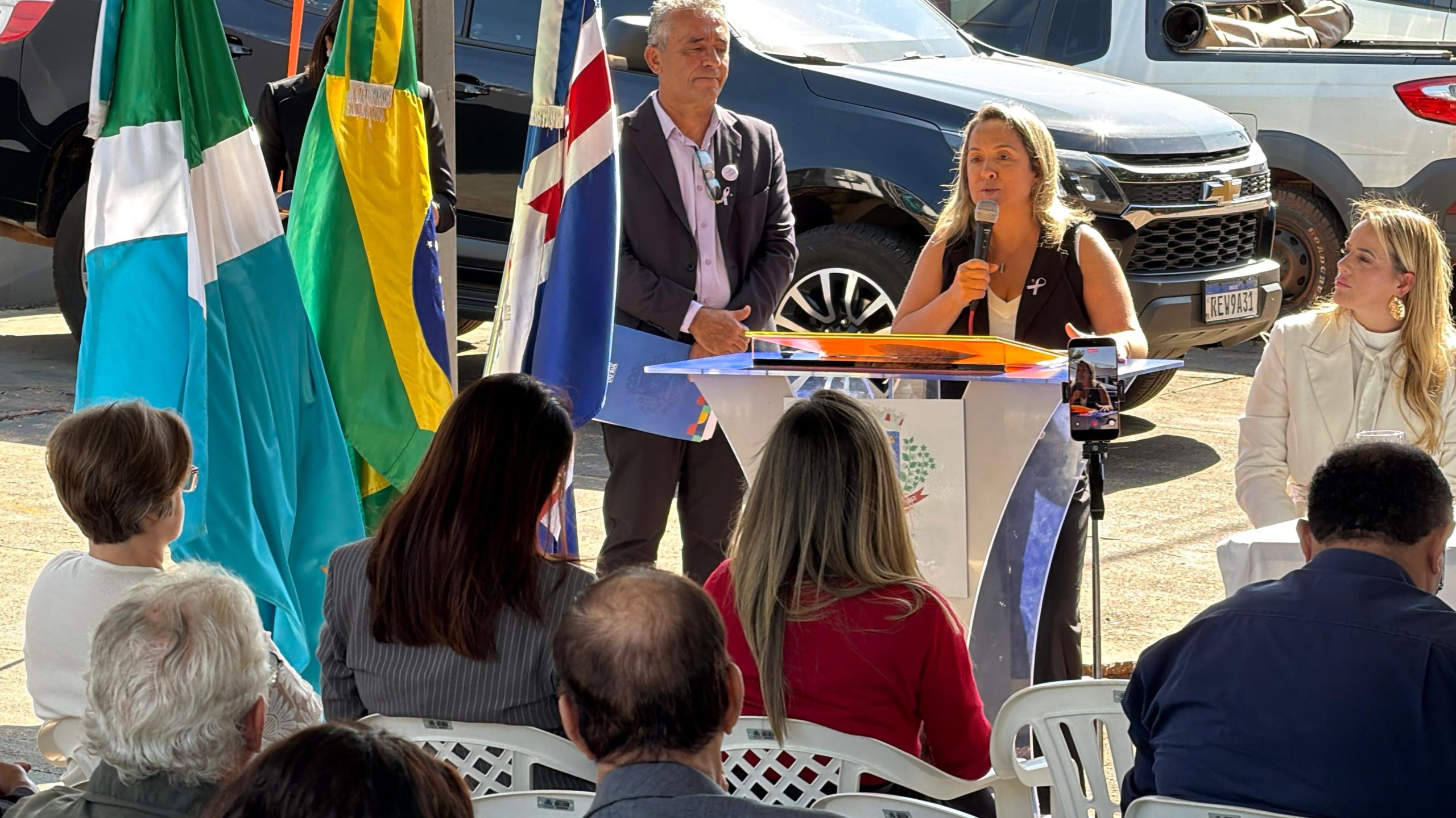 Lia Nogueira defende atendimento 24 horas para mulheres durante lançamento da Sala Lilás