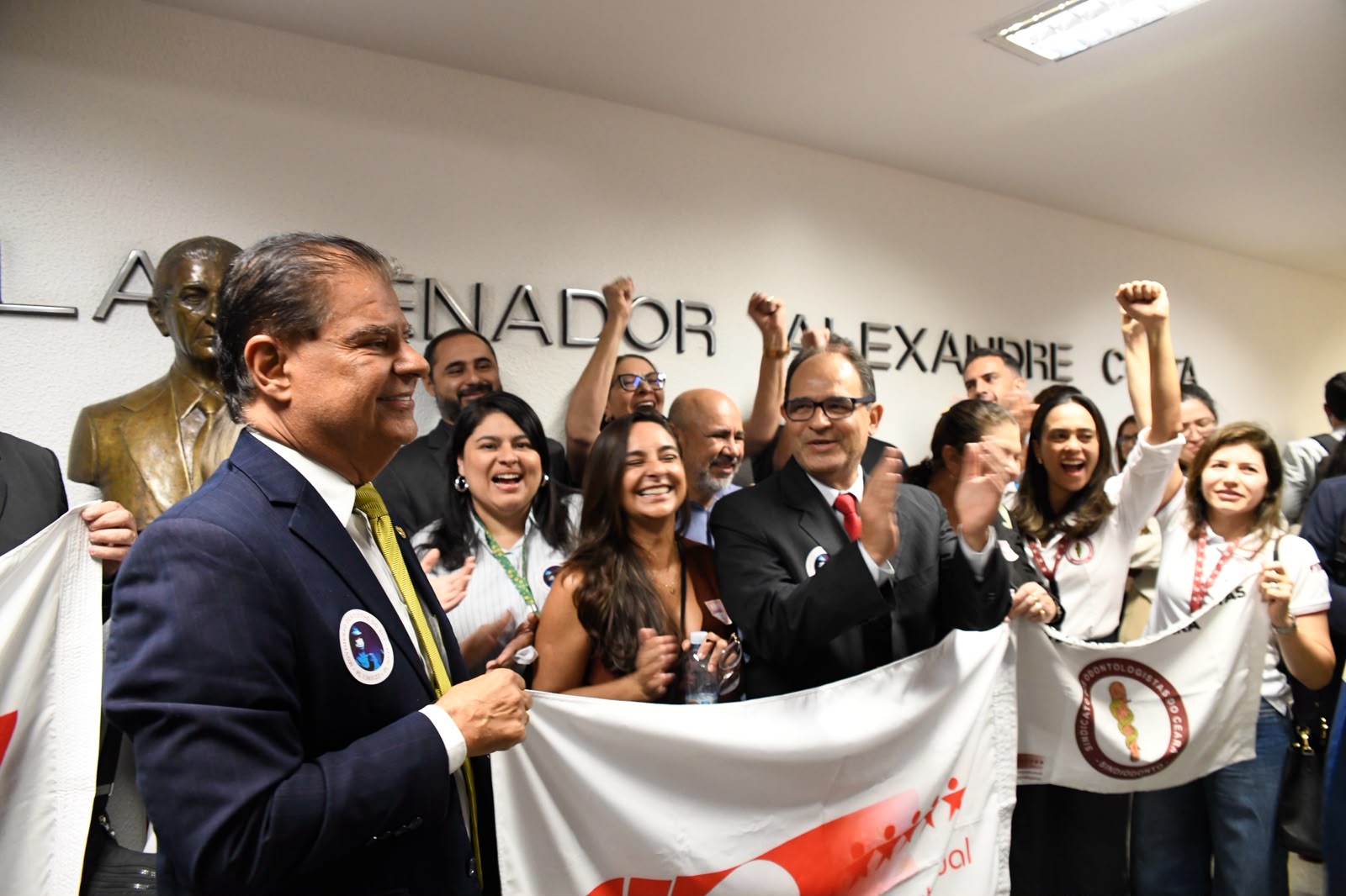 Piso de médicos e dentistas é aprovado no Senado com texto construído pelo senador Nelsinho Trad e segue para a Câmara dos Deputados