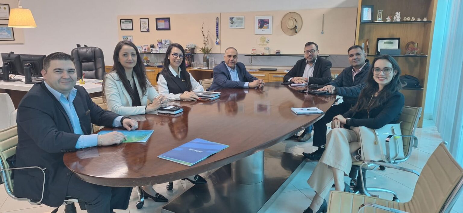Vereador Dr. Jamal participa de reunião institucional na Uniderp