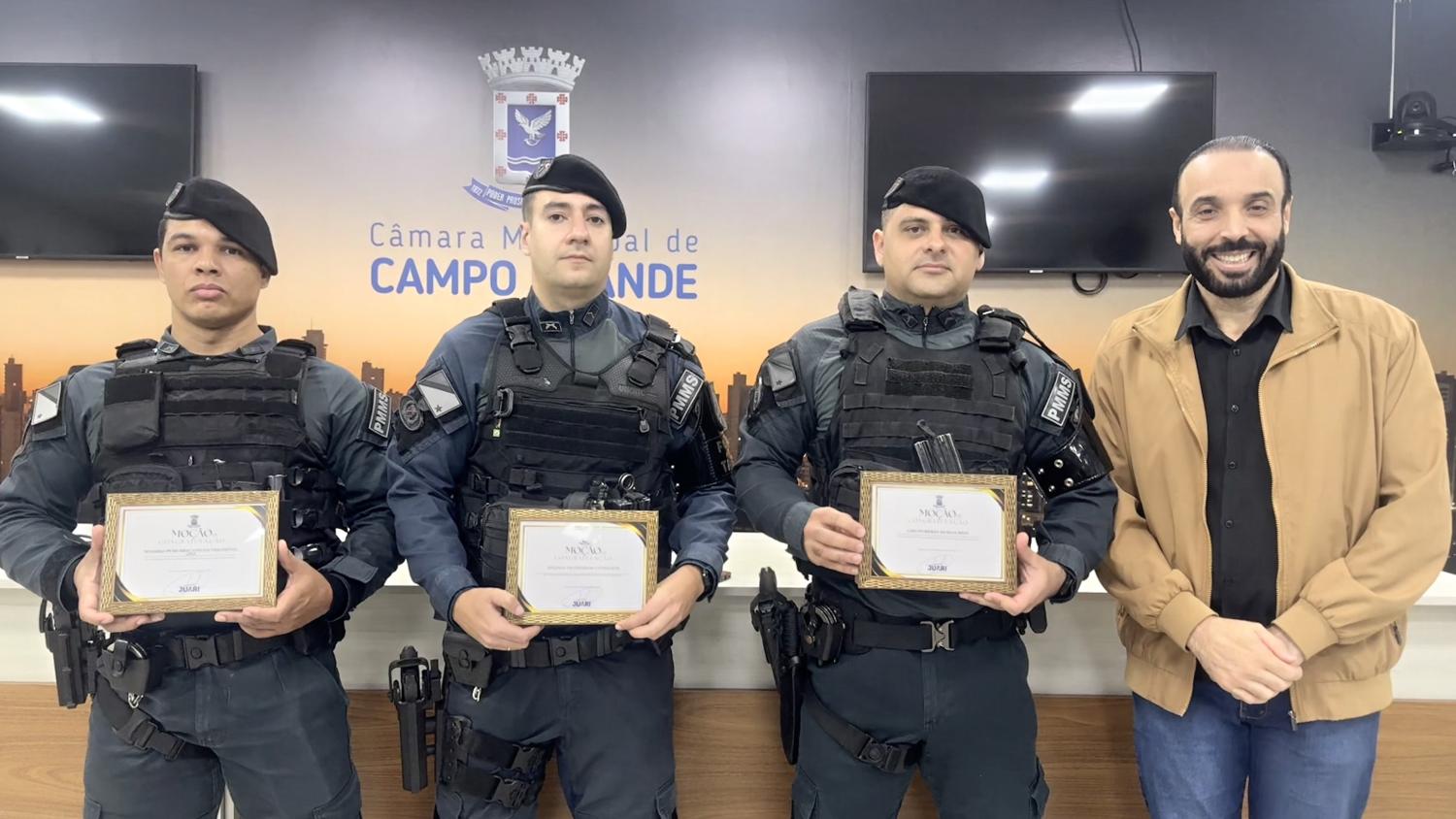 Moção de Congratulações: Professor Juari reconhece trabalho de policiais militares que atuam na Capital