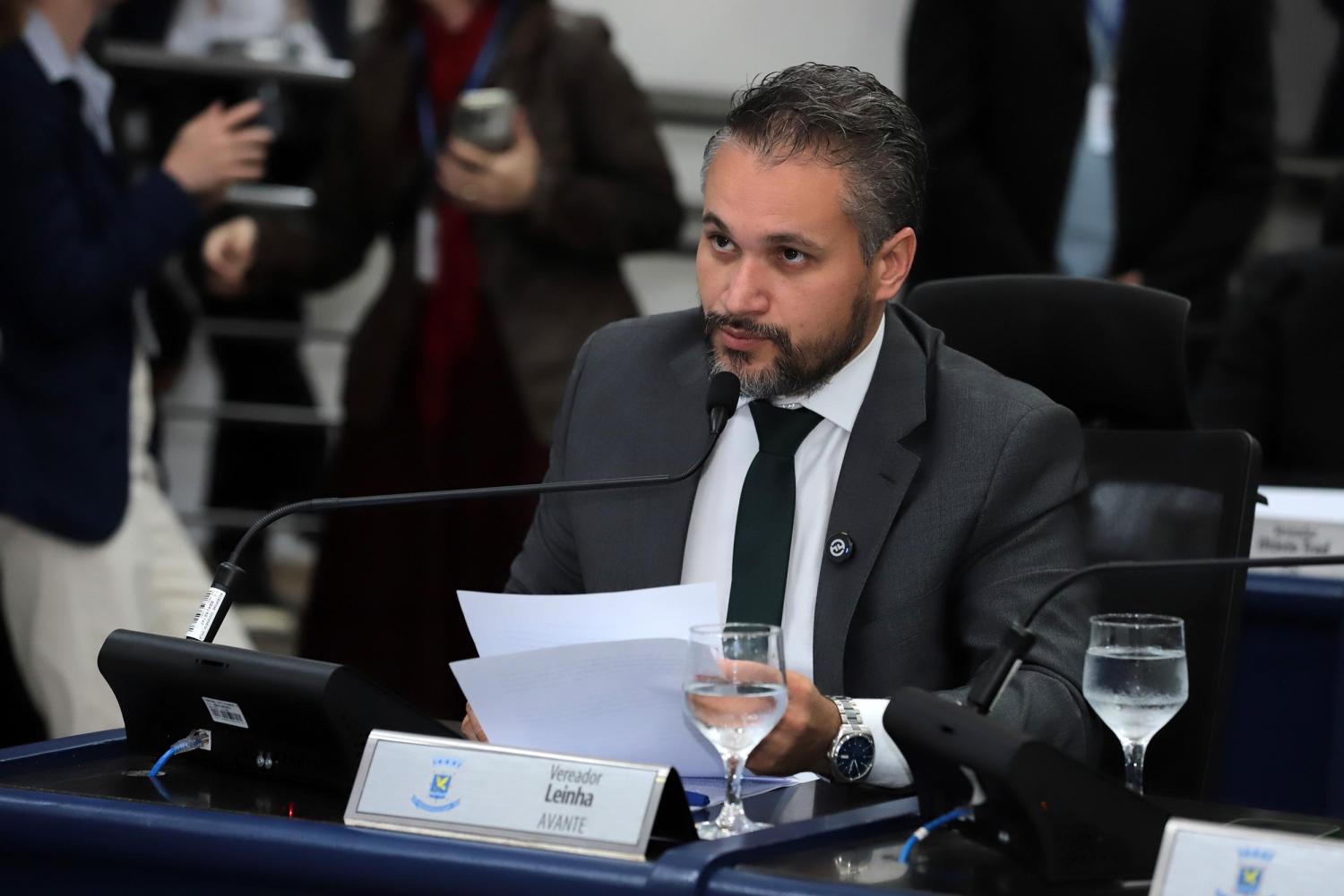 Vereador Leinha apresenta emendas à LDO 2027 com foco em inclusão social, infraestrutura e participação popular