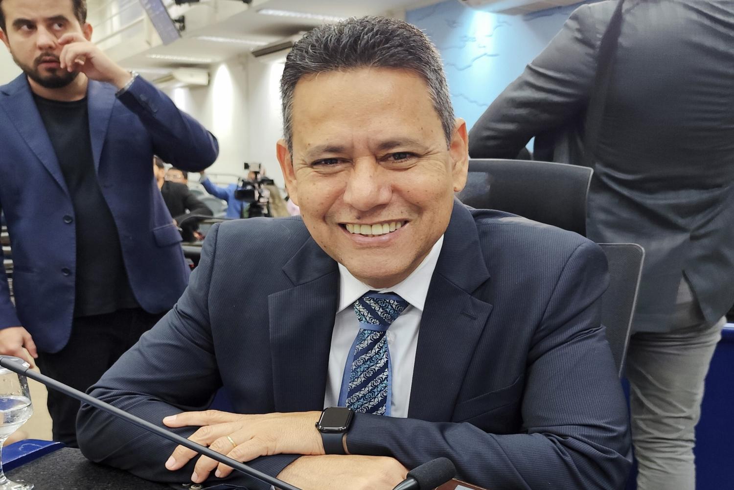Infraestrutura, segurança no trânsito e atuação legislativa marcam o primeiro semestre de 2026 do Vereador Clodoilson Pires