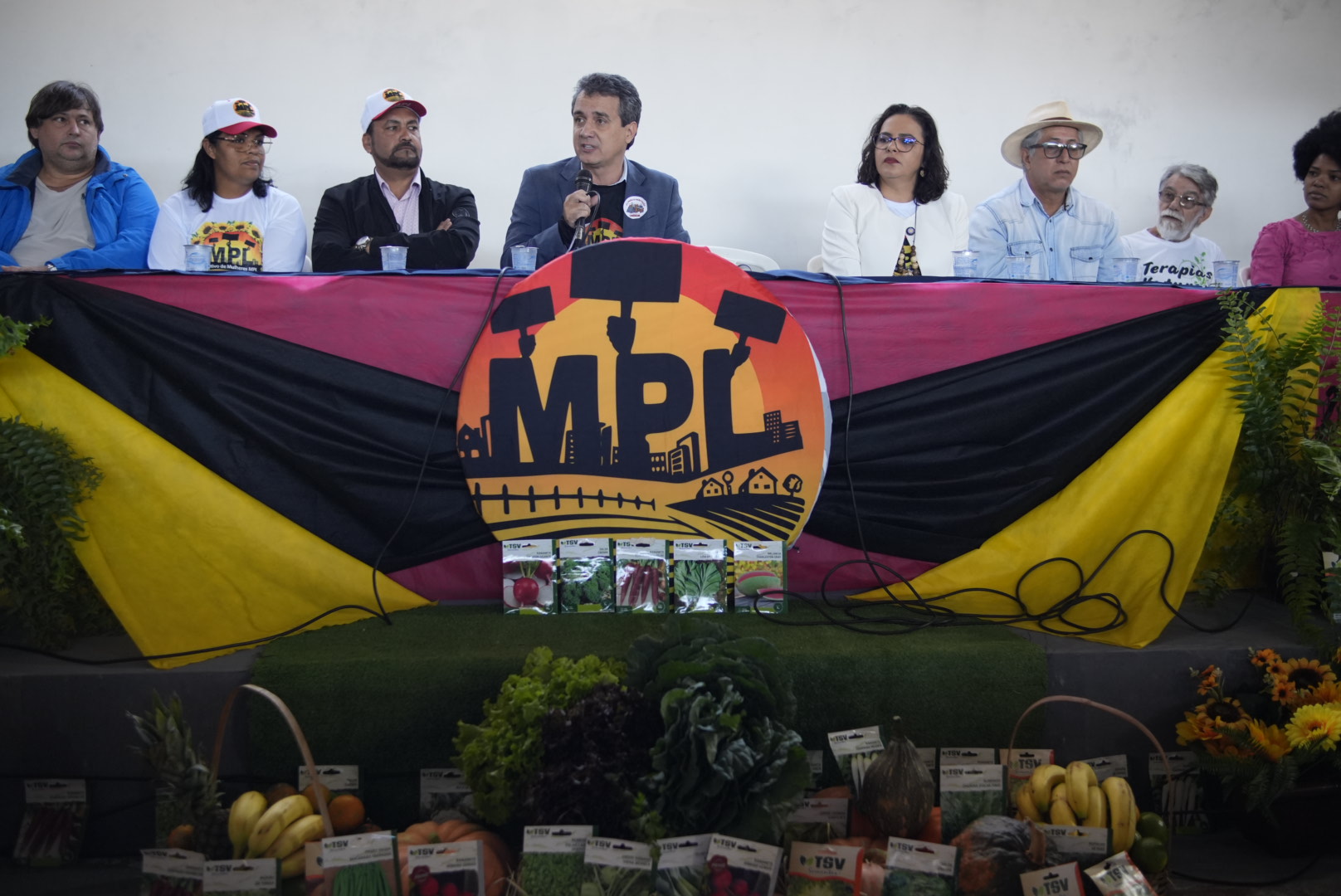 Gleice Jane defende agricultura familiar em audiência histórica realizada no Acampamento Zumbi dos Palmares