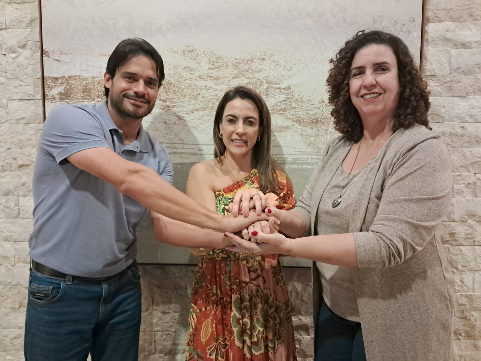 Soraya Thronicke anuncia Bruno Migueis e Sandra Cassone como suplentes ao Senado