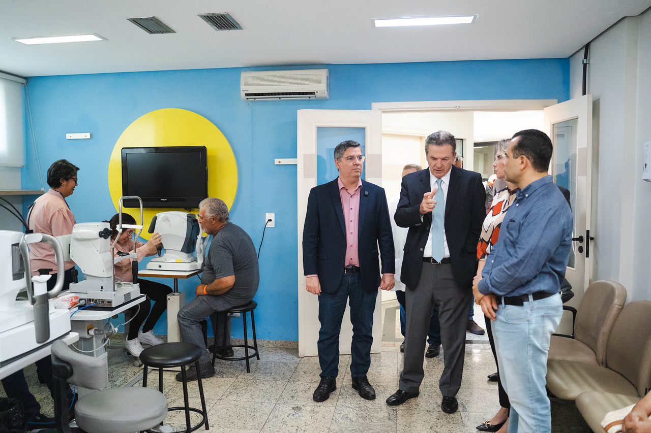 Senador Nelsinho Trad garante recursos federais para 10 mil procedimentos oftalmológicos em Campo Grande