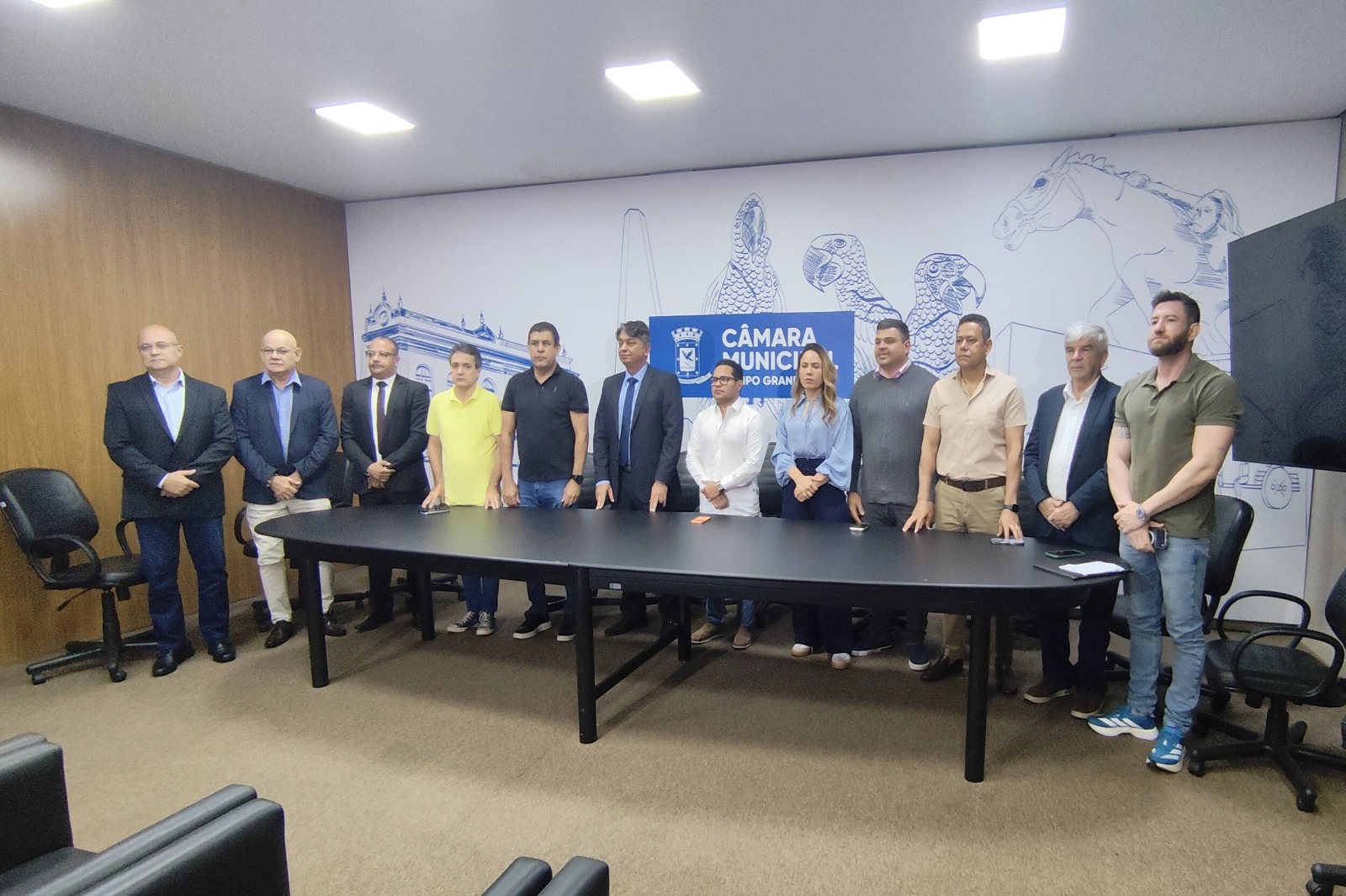Vereador Clodoilson Pires participa da apresentação do relatório dos  primeiros 15 dias da intervenção no transporte coletivo