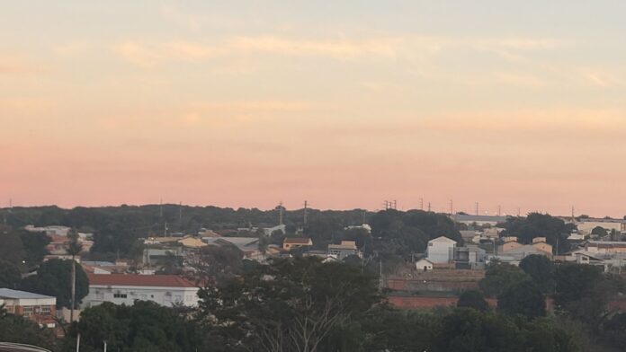 Frente fria derruba temperaturas em MS; Campo Grande registra sensação térmica de 11°C