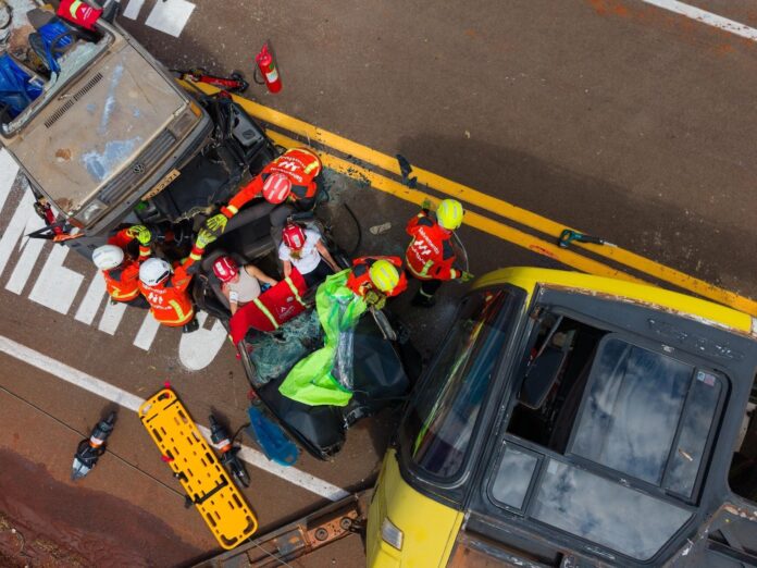 Campo Grande recebe curso inédito de salvamento veicular com simulações de acidentes