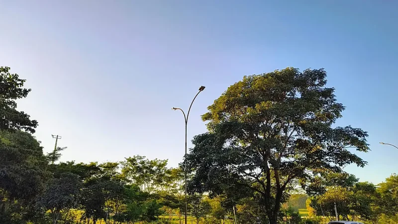 Sexta-feira conta com calor de 35°C e baixa umidade do ar em MS