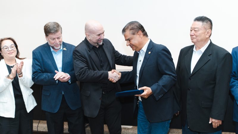 Senador Nelsinho Trad recebe homenagem de médicos e dentistas e destaca investimentos na saúde de Campo Grande