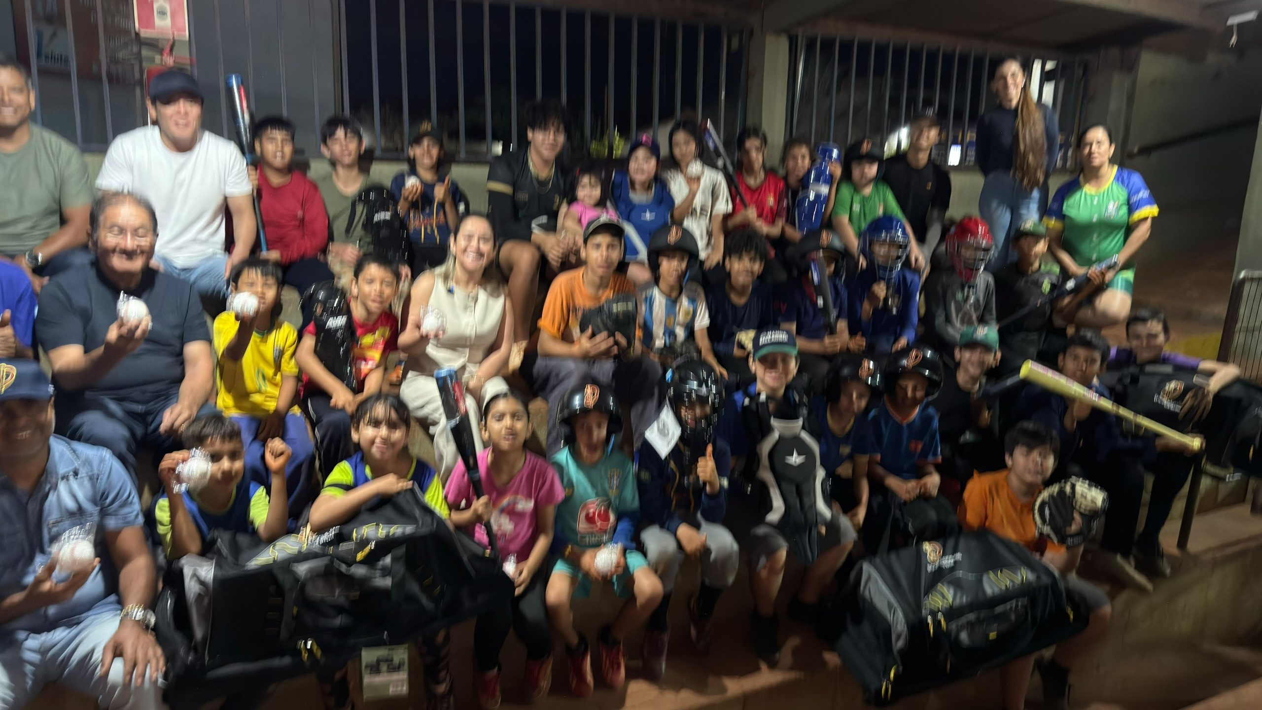 Beisebol social ganha novos equipamentos e reforça formação de crianças em Dourados