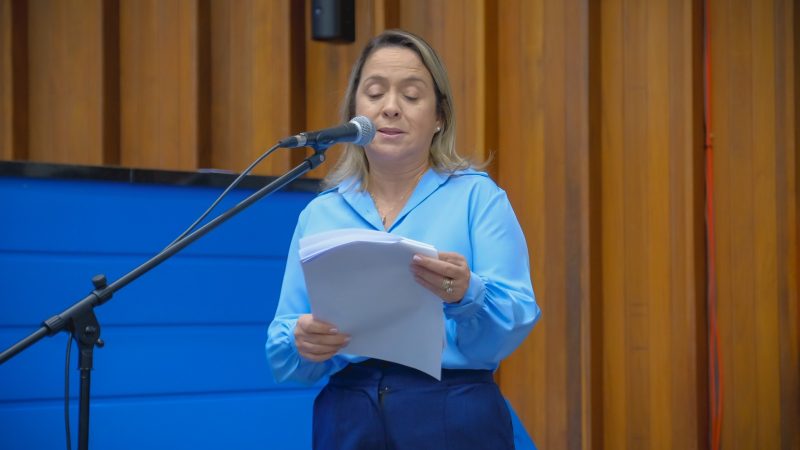 Lia Nogueira busca facilitar acesso de famílias ao desconto de 60% no IPVA