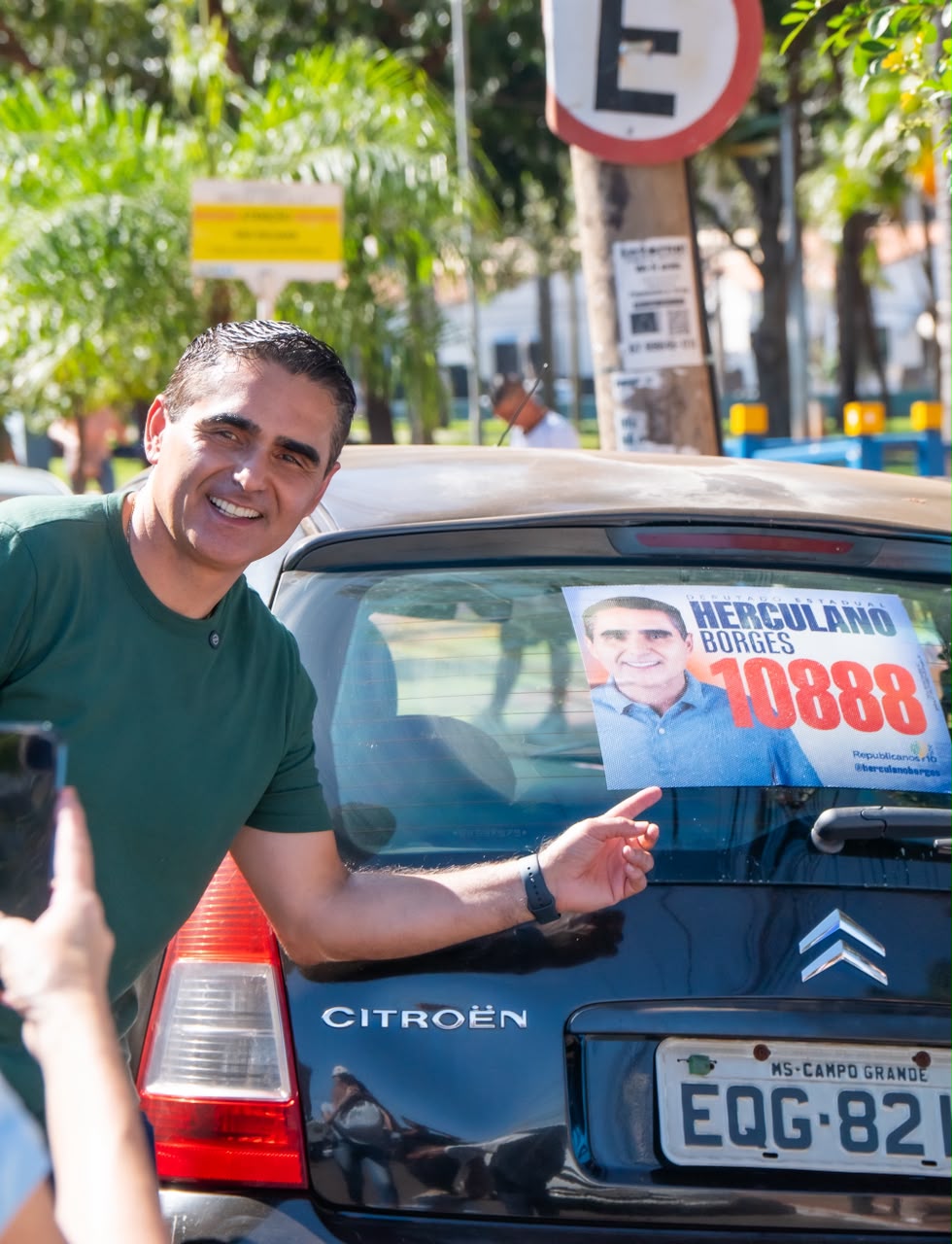 Herculano Borges reúne equipe, apoiadores e lideranças em adesivaço e reforça caminhada coletiva