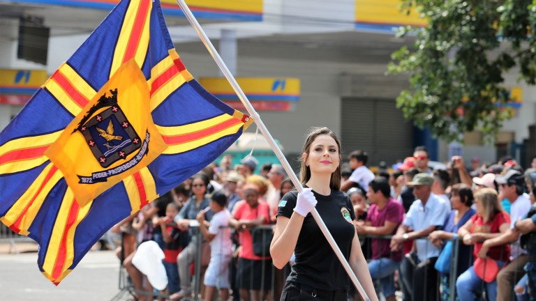 Desfile do aniversário de Campo Grande começará às 8h e terá 60 entidades